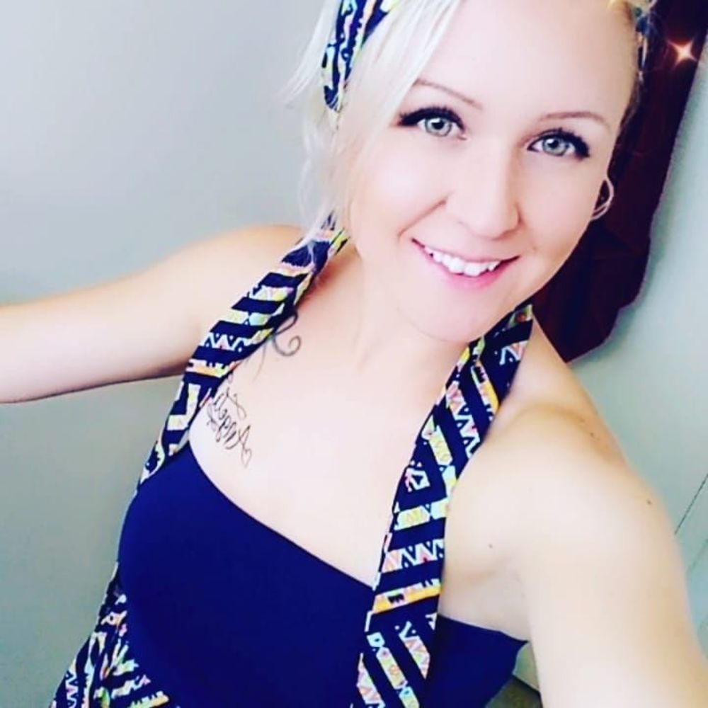 Meet your Posher, Helene